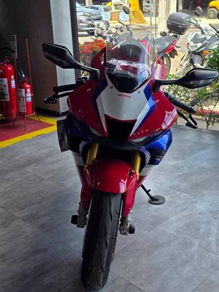 HONDA CBR 1000RR-R FIREBLADE SP 